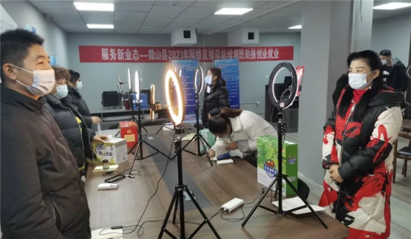 企业网站定制：打造专属品牌窗口的艺术